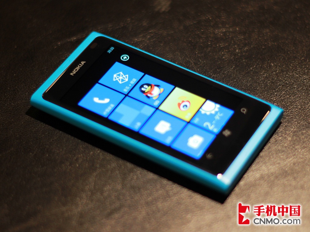 诺基亚lumia800价格(诺基亚lumia800评测)