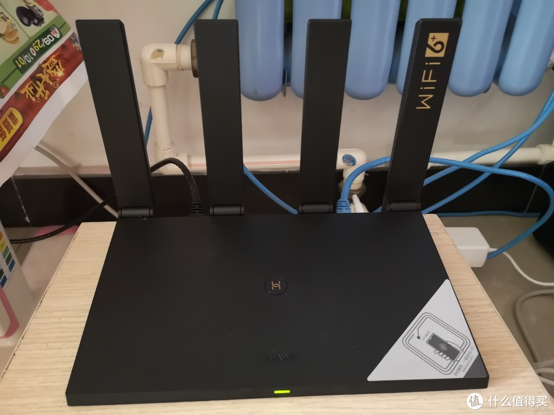 华为wifi6(华为wifi6路由器亮红灯)